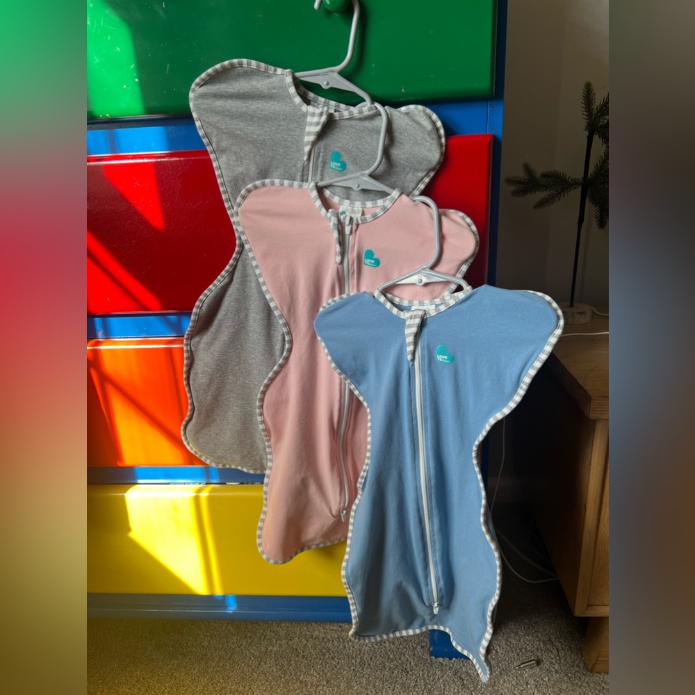 Set of 3 like new Love to Dream swaddle up original swaddle size S